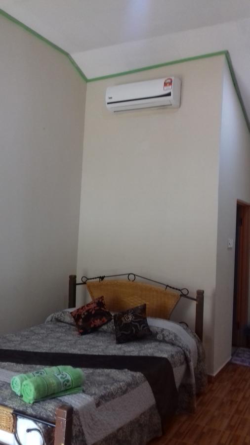 Mai Chenang Guesthouse Pantai Cenang  Dış mekan fotoğraf